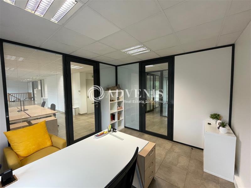 Vente Investisseur Bureaux ORLEANS (45000) - Photo 2