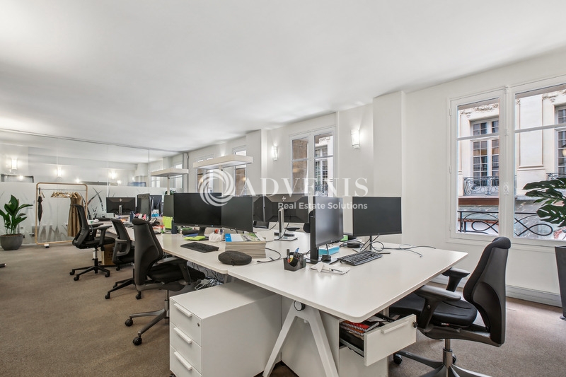 Location Bureaux PARIS (75008) - Photo 2