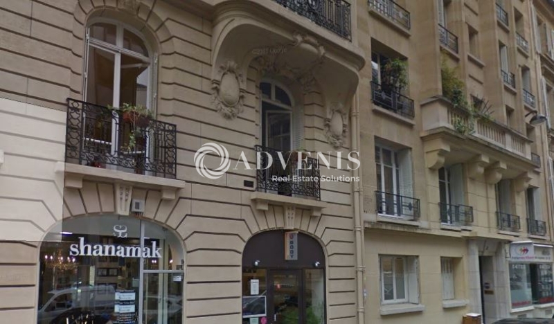 Location Commerces PARIS (75008) - Photo 1