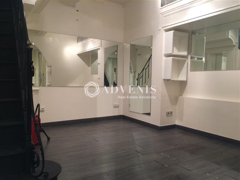 Location Commerces PARIS (75008) - Photo 2