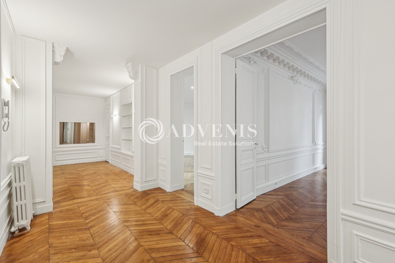 Location Bureaux PARIS (75008) - Photo 2