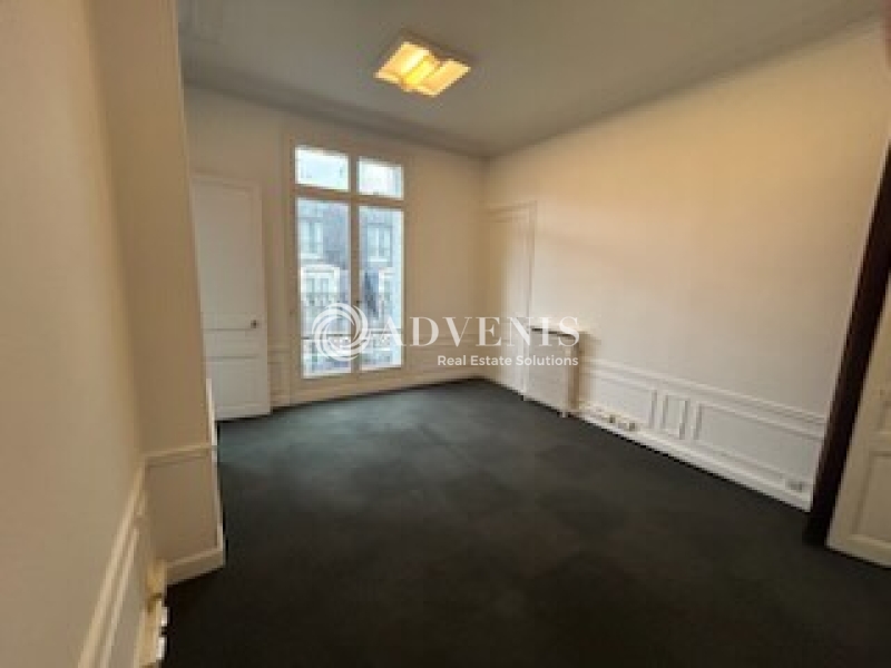 Location Bureaux PARIS (75008) - Photo 6