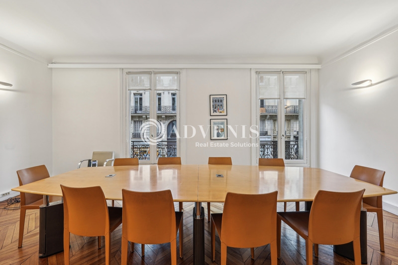 Location Bureaux PARIS (75008) - Photo 6