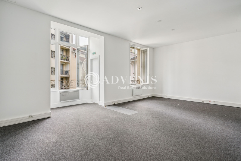 Location Bureaux PARIS (75017) - Photo 1