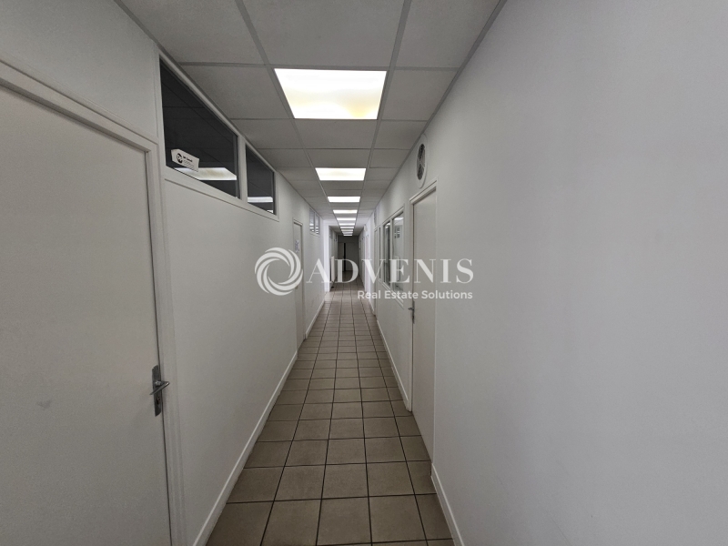 Location Bureaux MONTREUIL (93100) - Photo 2