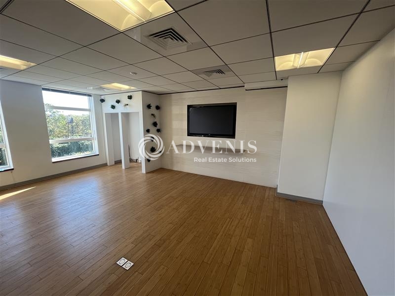 Location Bureaux ISSY LES MOULINEAUX (92130) - Photo 2