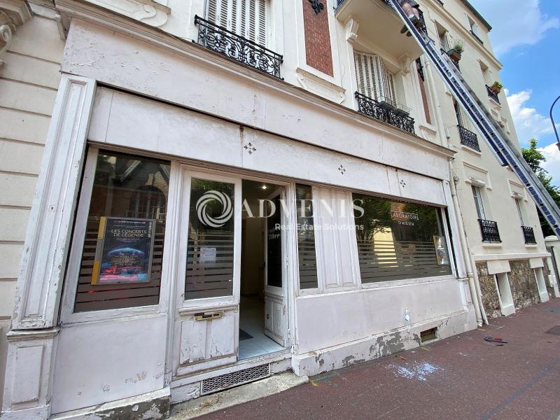 Location Commerces SAINT CLOUD (92210) - Photo 1