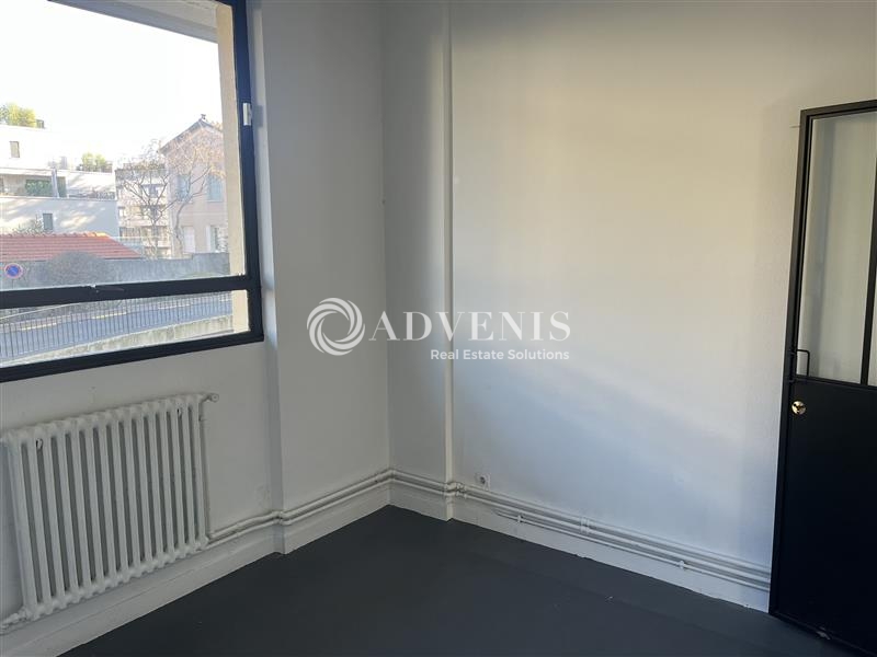 Location Bureaux SAINT CLOUD (92210) - Photo 2