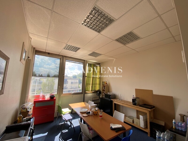 Vente Utilisateur Bureaux LA CELLE SAINT CLOUD (78170) - Photo 13