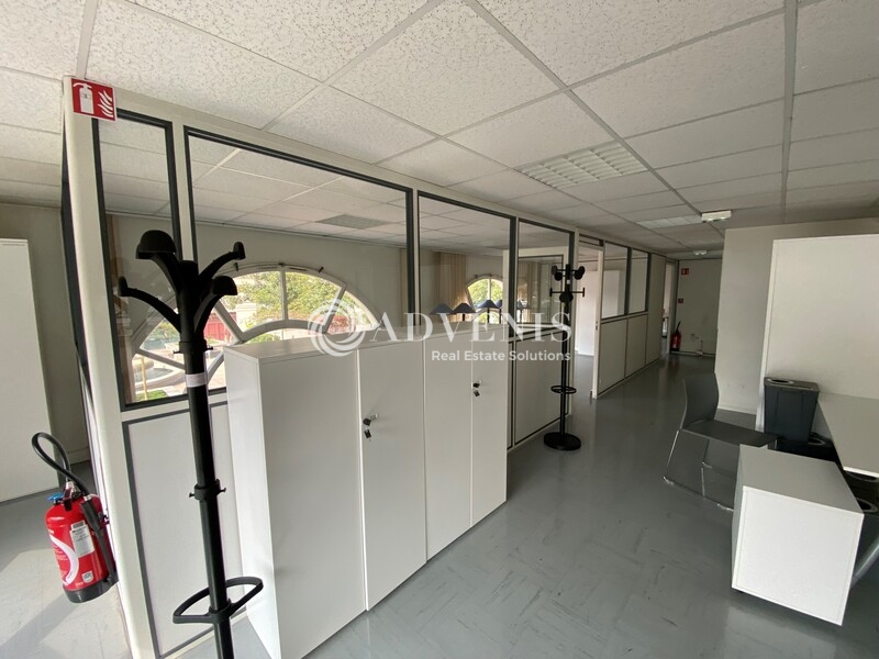 Location Bureaux POISSY (78300) - Photo 5