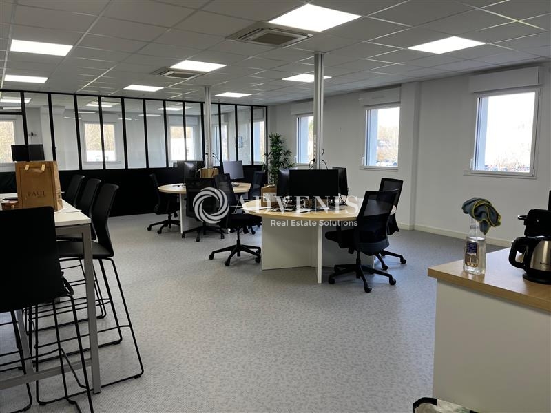 Location Bureaux SAINT AVERTIN (37550) - Photo 1