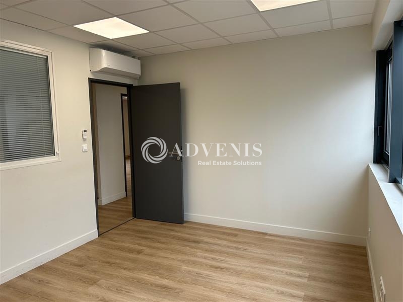 Location Bureaux TOURS (37000) - Photo 4