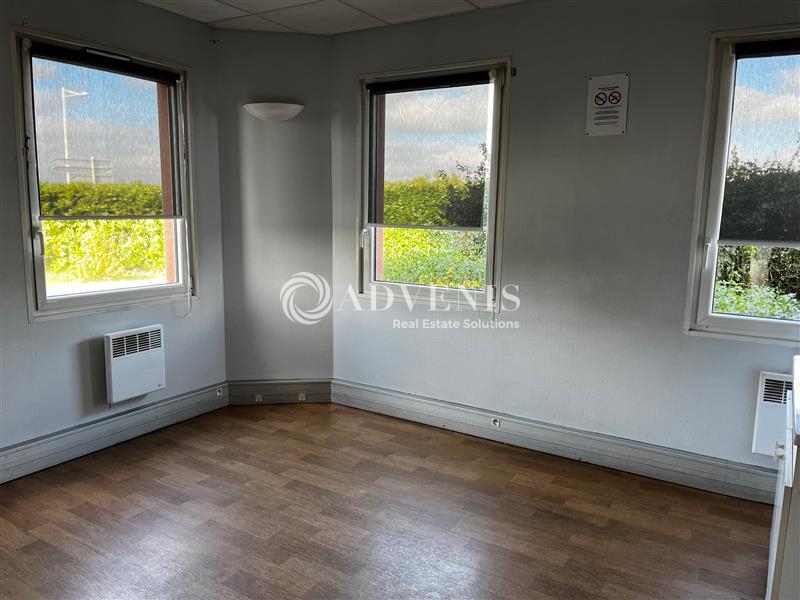 Location Activités Entrepôts PARCAY MESLAY (37210) - Photo 4