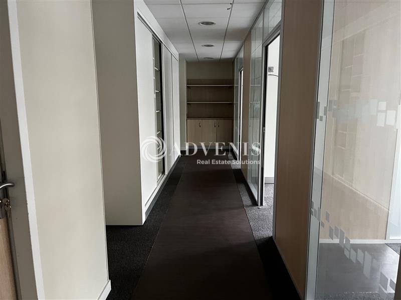 Location Bureaux TOURS (37000) - Photo 5