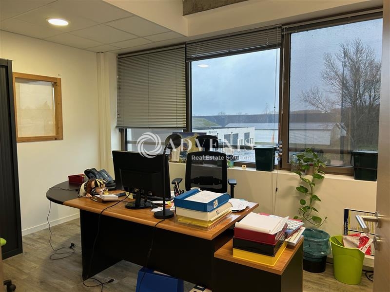 Vente Utilisateur Bureaux NAZELLES NEGRON (37530) - Photo 8