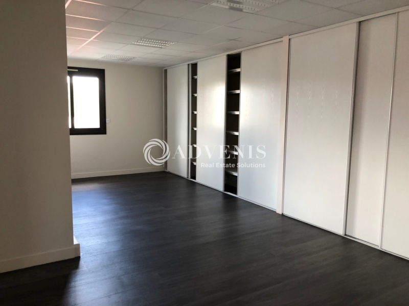 Location Bureaux SAINT AVERTIN (37550) - Photo 3