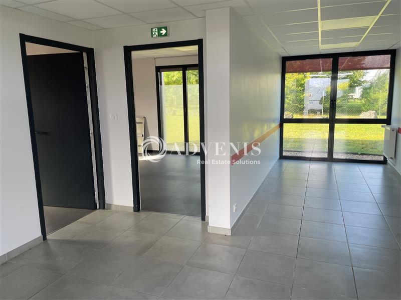 Vente Investisseur Bureaux MONTRICHARD (41400) - Photo 1