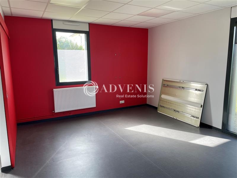 Vente Investisseur Bureaux MONTRICHARD (41400) - Photo 2