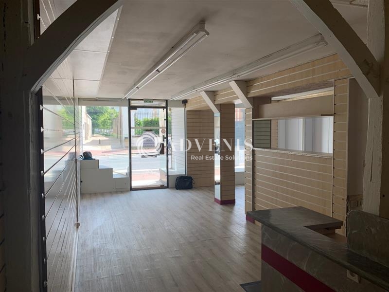 Vente Investisseur Commerces VENDOME (41100) - Photo 1