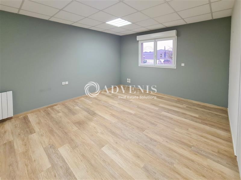 Location Bureaux YFFINIAC (22120) - Photo 1