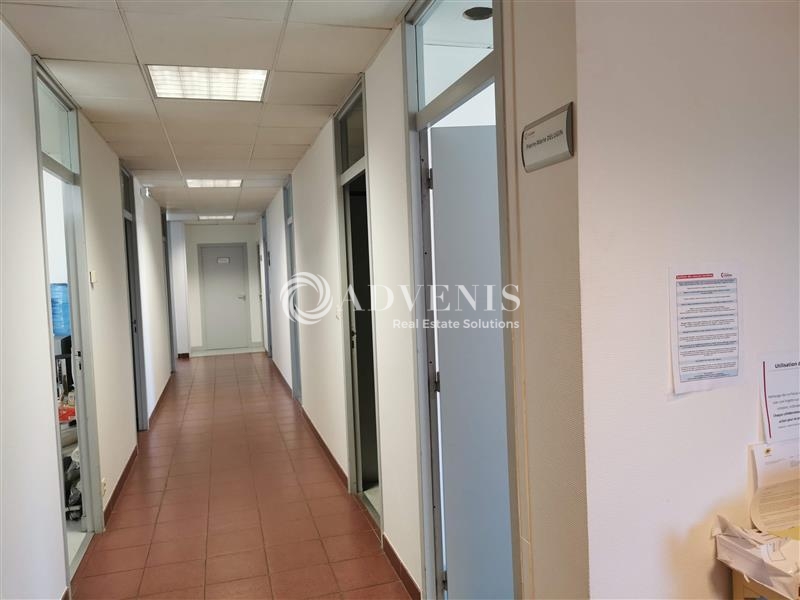 Vente Utilisateur Bureaux TREGUEUX (22950) - Photo 4