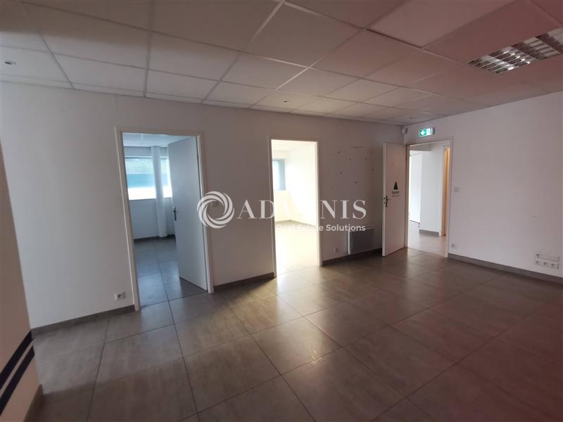 Vente Utilisateur Bureaux TREGUEUX (22950) - Photo 3