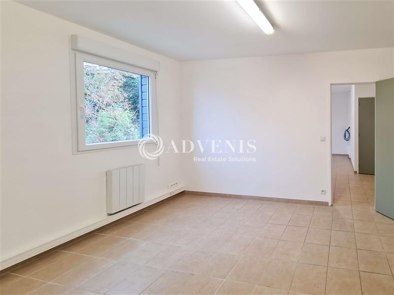 Location Bureaux SAINT GUINOUX (35430) - Photo 1