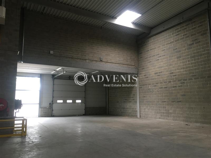 Location Activités Entrepôts ELANCOURT (78990) - Photo 2