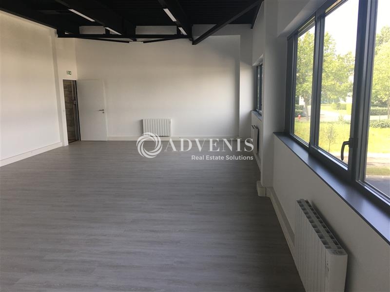 Location Activités Entrepôts ELANCOURT (78990) - Photo 8