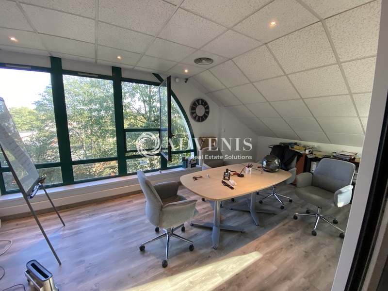 Vente Utilisateur Bureaux TRAPPES (78190) - Photo 4