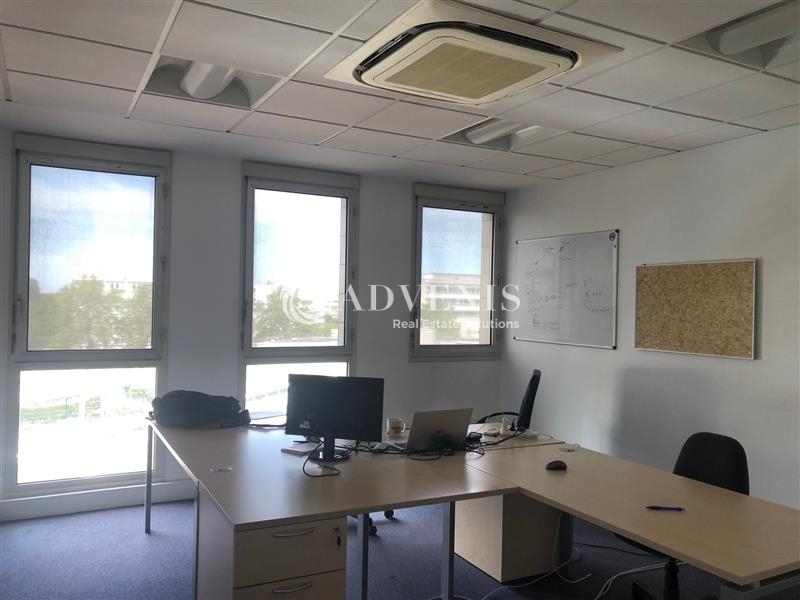 Location Bureaux MONTIGNY LE BRETONNEUX (78180) - Photo 5