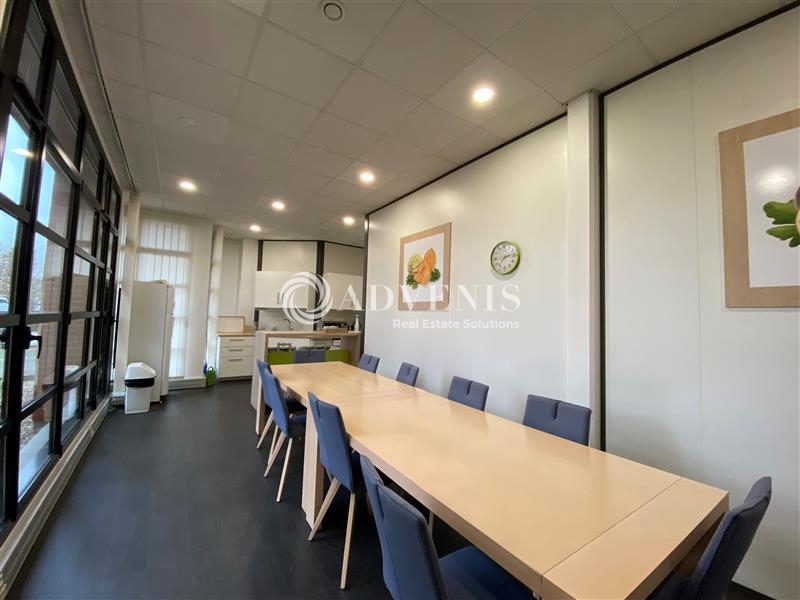 Location Bureaux GUYANCOURT (78280) - Photo 2