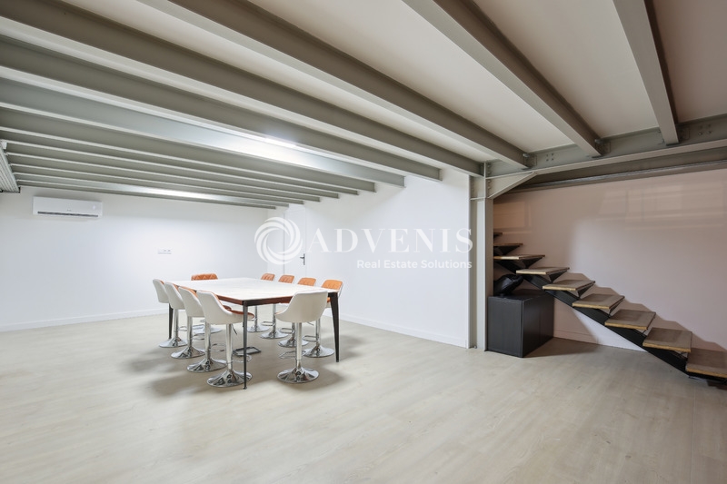 Location Bureaux COURBEVOIE (92400) - Photo 7