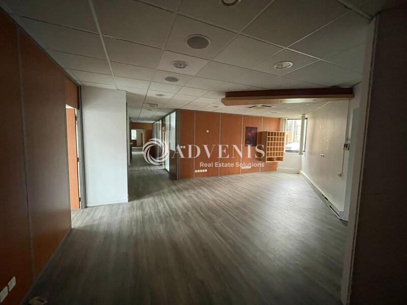 Location Bureaux JOUY EN JOSAS (78350) - Photo 9