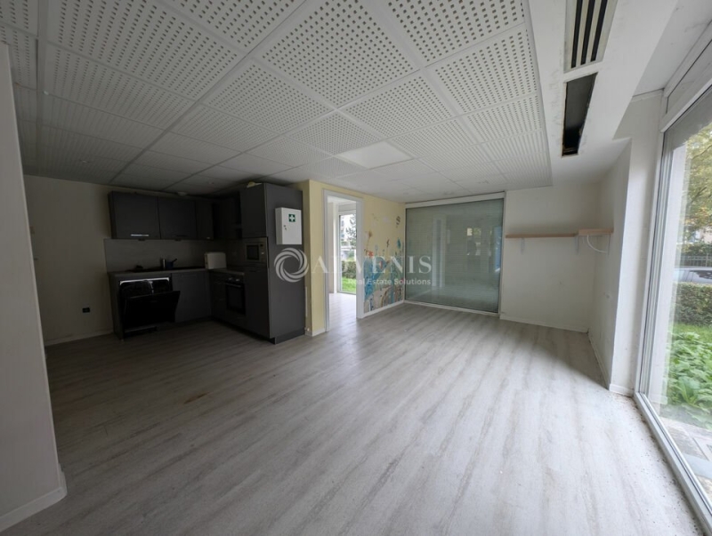 Location Bureaux STRASBOURG (67200) - Photo 3