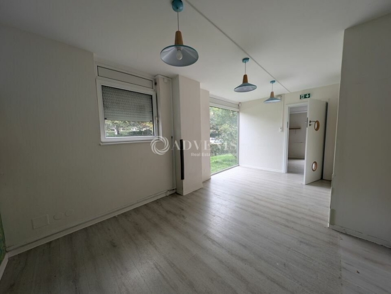 Location Bureaux STRASBOURG (67200) - Photo 7