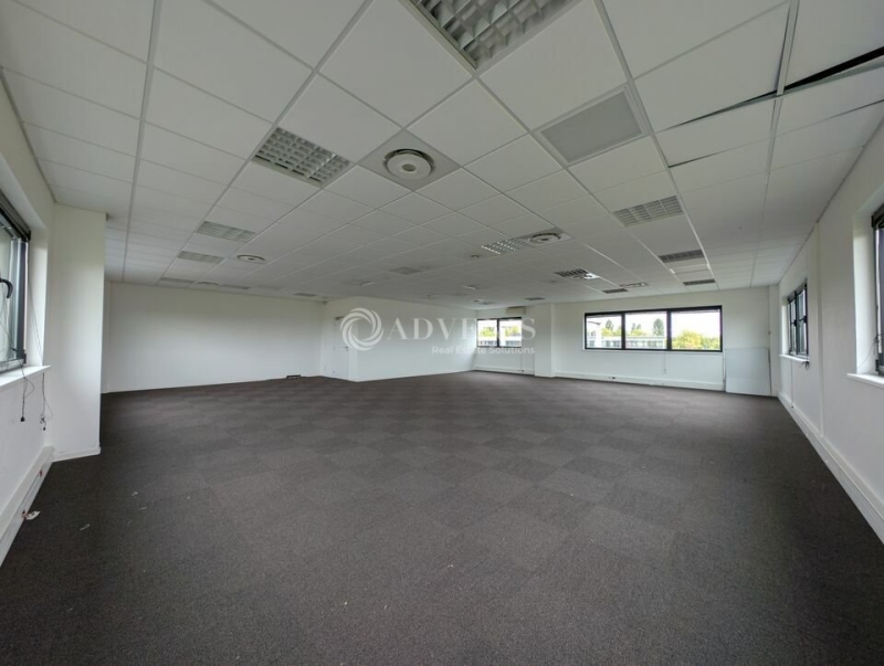 Location Bureaux ENTZHEIM (67960) - Photo 10