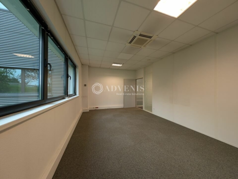 Location Bureaux ENTZHEIM (67960) - Photo 7