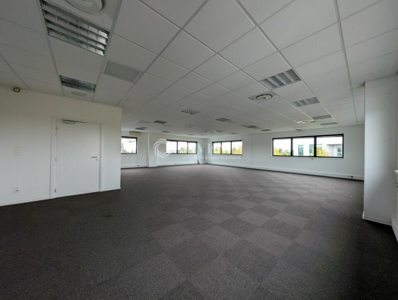 Location Bureaux ENTZHEIM (67960) - Photo 8