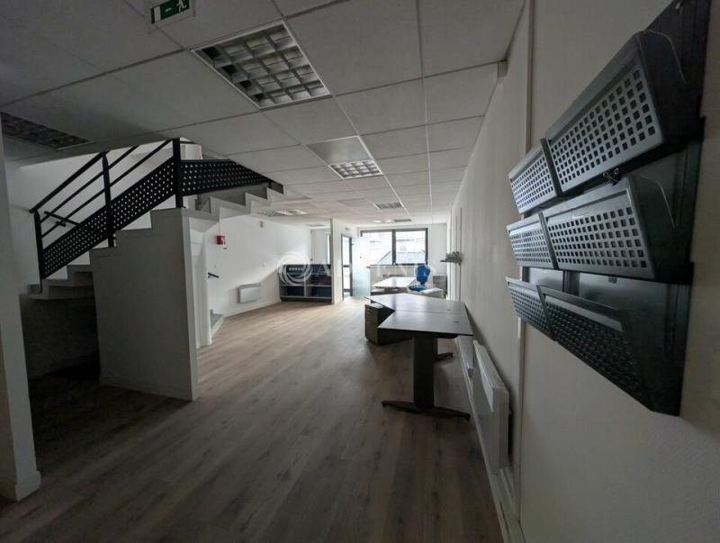 Location Bureaux OSTWALD (67540) - Photo 7