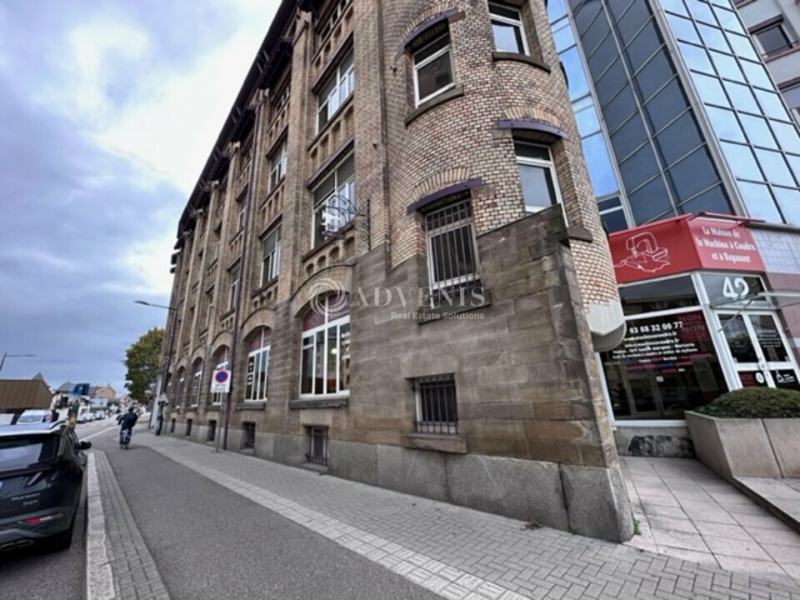 Vente Investisseur Commerces SCHILTIGHEIM (67300) - Photo 2