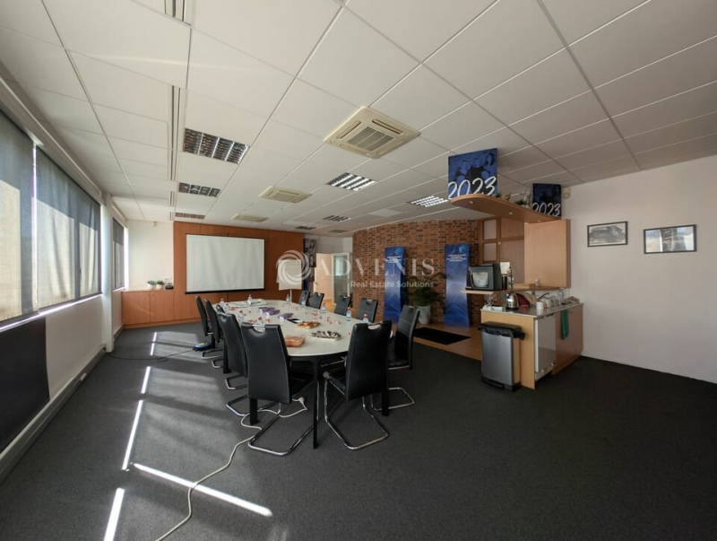 Vente Investisseur Bureaux ENTZHEIM (67960) - Photo 10