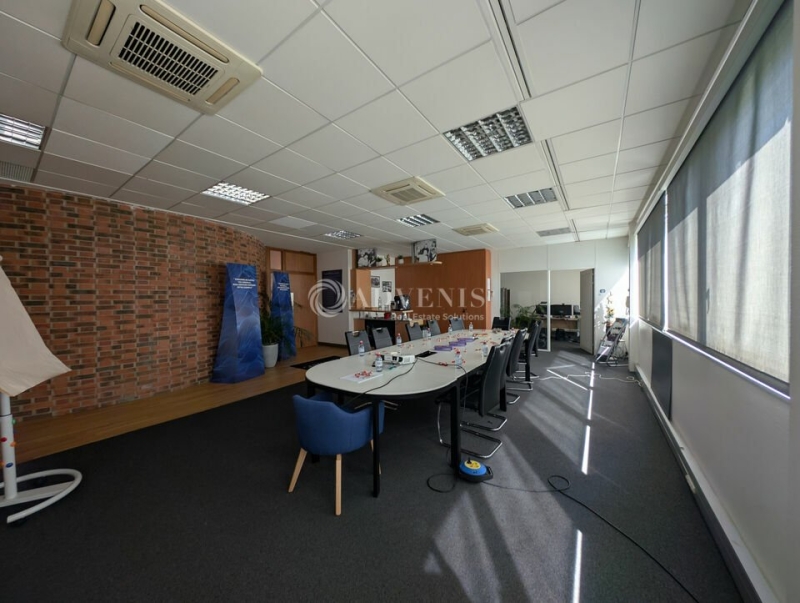 Vente Investisseur Bureaux ENTZHEIM (67960) - Photo 9