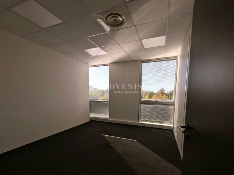 Location Bureaux ENTZHEIM (67960) - Photo 10