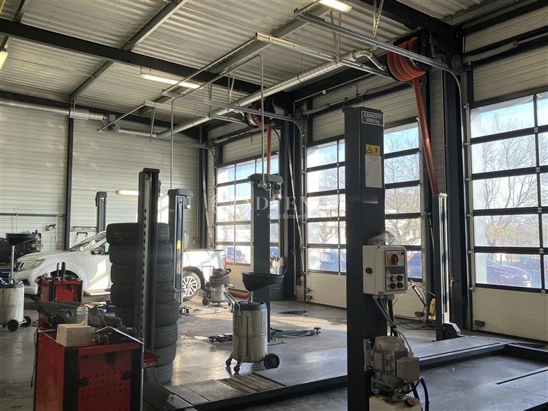 Location Commerces VARENNES VAUZELLES (58640) - Photo 4