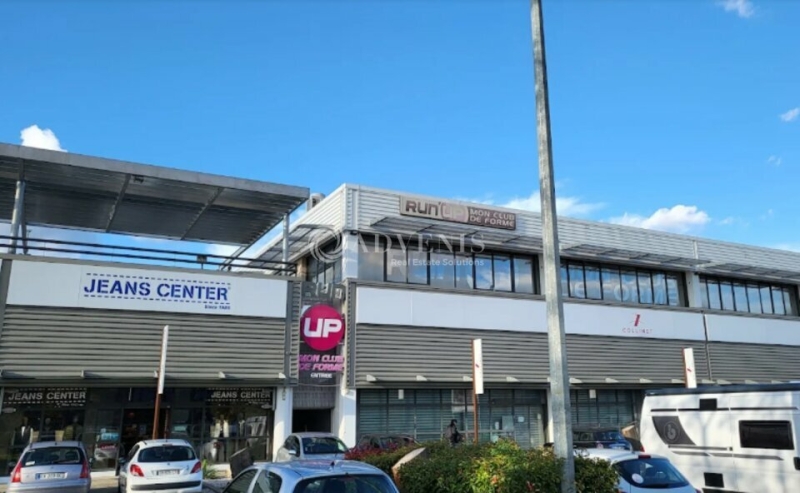 Location Bureaux NÎMES (30000) - Photo 1