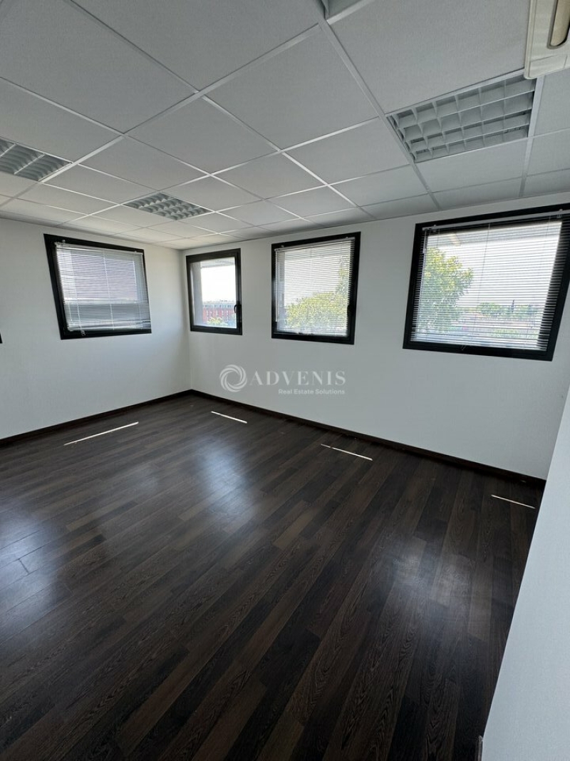 Location Bureaux NÎMES (30000) - Photo 1