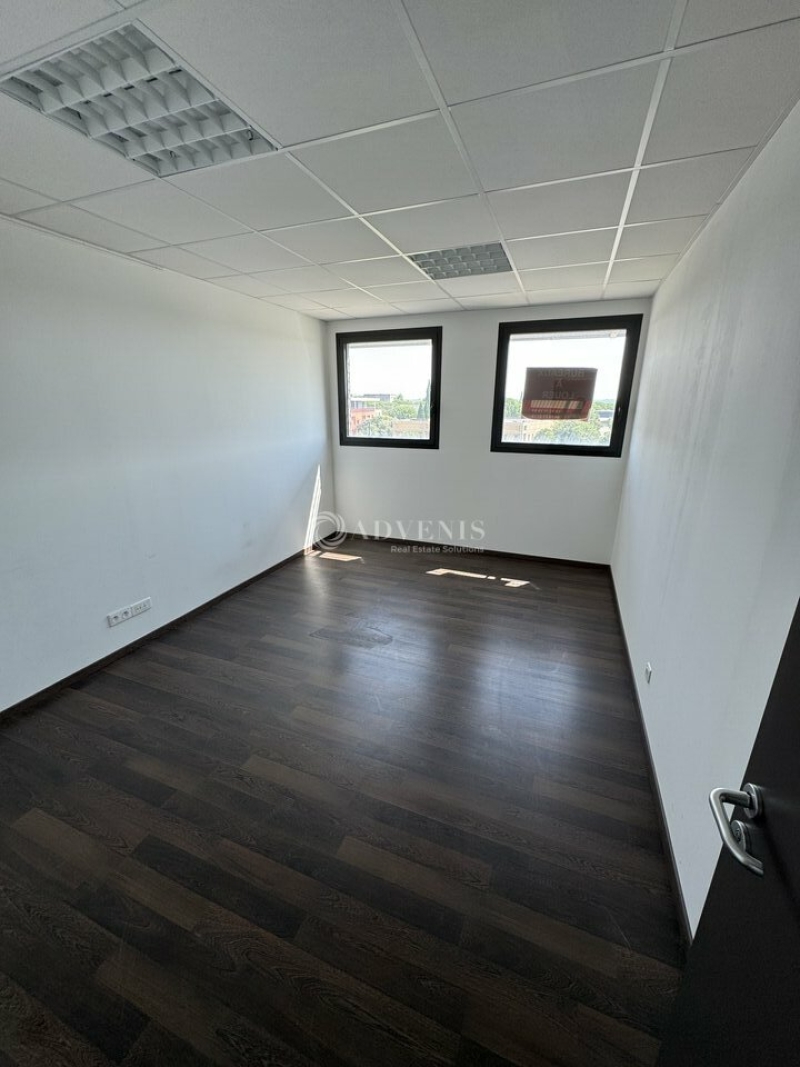 Location Bureaux NÎMES (30000) - Photo 4