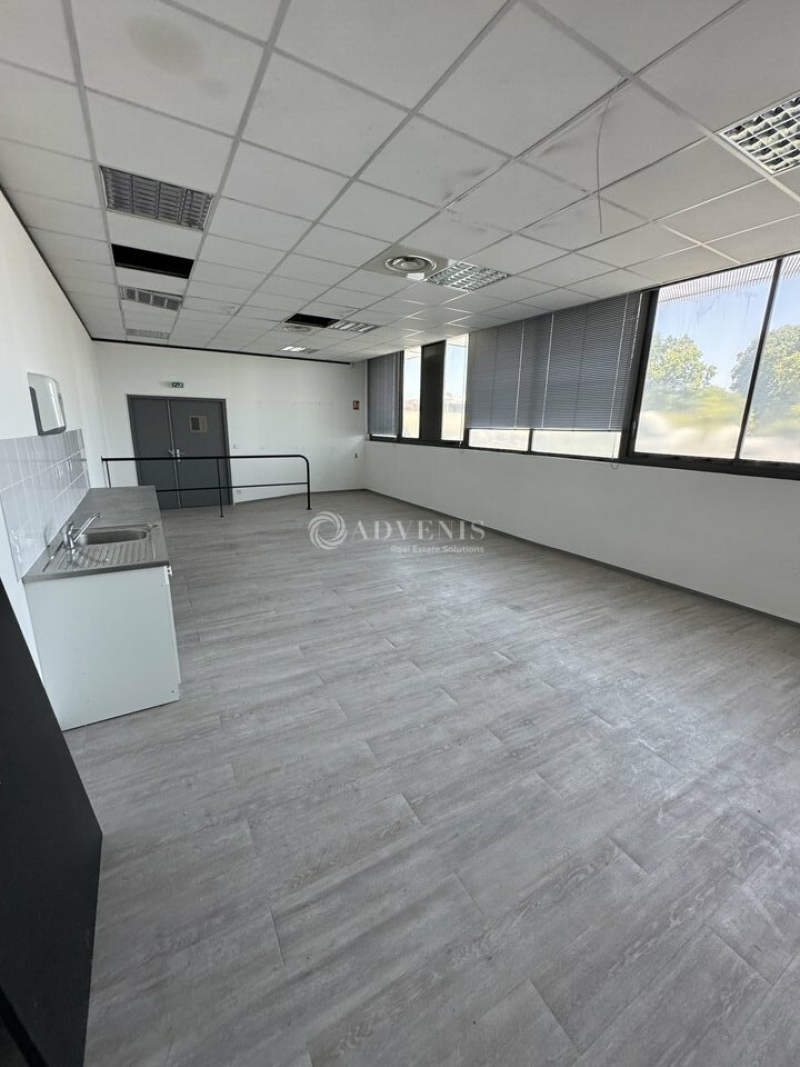 Location Bureaux NÎMES (30000) - Photo 7
