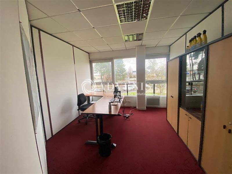 Location Bureaux PESSAC (33600) - Photo 4